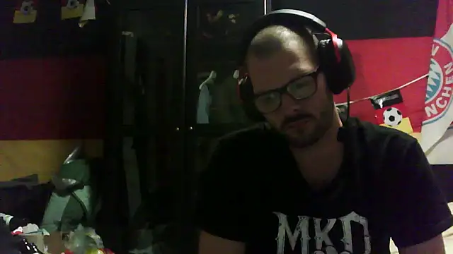 Snapshot of Die-geile-Sau chatting on September 8, 2025, 7:13 pm Die-geile-Sau online show from September 8, 2025, 7:13 pm