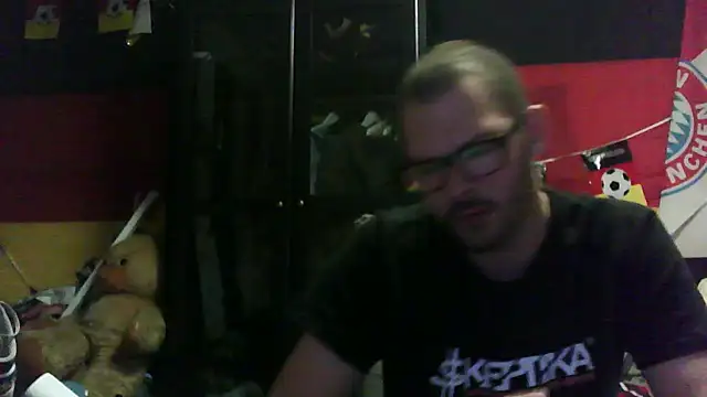 Snapshot of Die-geile-Sau chatting on October 1, 2025, 8:46 pm Die-geile-Sau online show from October 1, 2025, 8:46 pm