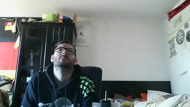 Snapshot of Die-geile-Sau chatting on May 10, 2026, 1:36 pm Die-geile-Sau online show from May 10, 2026, 1:36 pm
