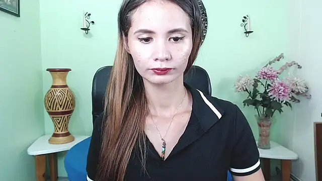 Sofia Franco  online show from February 12, 2026, 2:39 pm