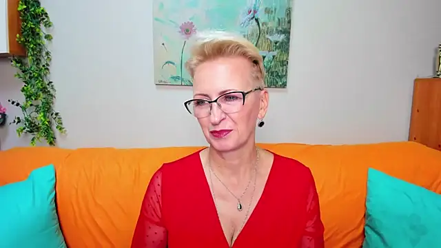 iamyourdream89 online show from November 9, 2025, 11:58 am