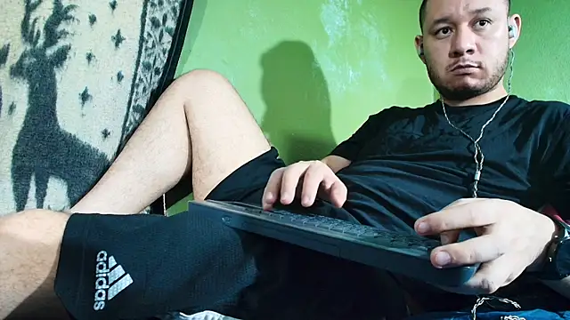 Snapshot of sweet_cock28 chatting on February 15, 2025, 6:55 pm sweet cock28 online show from February 15, 2025, 6:55 pm