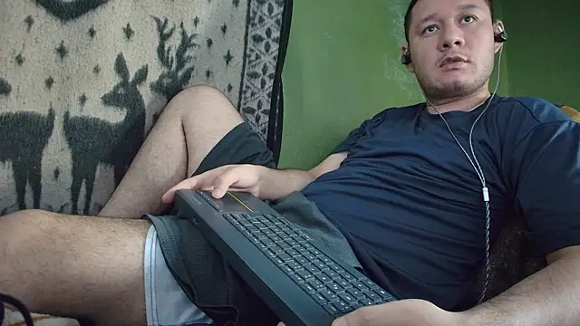 sweet cock28 online show from May 21, 2026, 3:31 pm