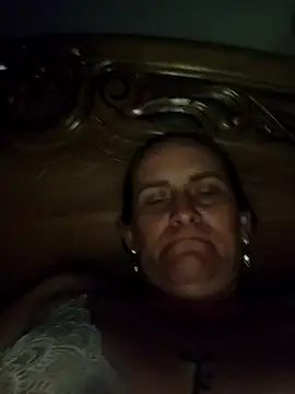 SeductionSilera online show from April 21, 2026, 3:35 am