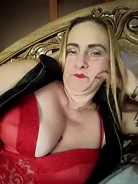 Snapshot of SeductionSilera chatting on February 7, 2026, 1:30 pm SeductionSilera online show from February 7, 2026, 1:30 pm