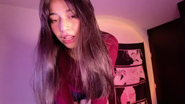 amber yull online show from May 17, 2026, 2:22 am