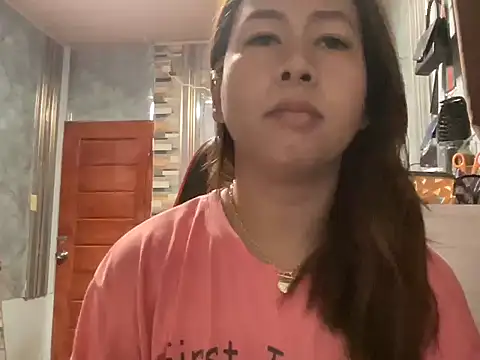 Snapshot of UrLove_Marga chatting on July 9, 2026, 10:31 pm UrLove Marga online show from July 9, 2026, 10:31 pm