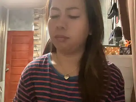 Snapshot of UrLove_Marga chatting on July 18, 2026, 9:34 pm UrLove Marga online show from July 18, 2026, 9:34 pm