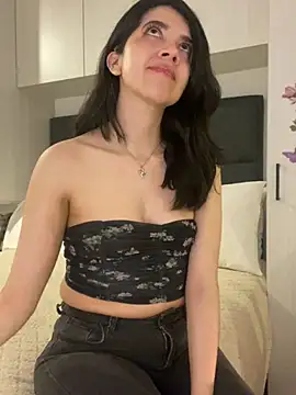 saori 10 online show from January 13, 2025, 5:44 am