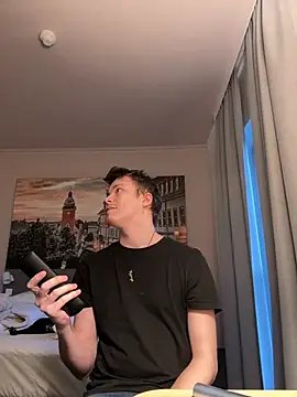 Toyjungee online show from March 20, 2026, 5:14 pm