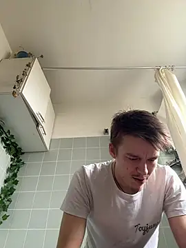 Toyjungee online show from March 16, 2026, 8:51 am