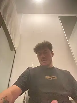 guaposexyh0t online show from June 18, 2026, 5:50 am