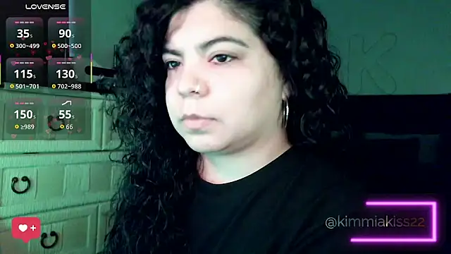 Snapshot of kimmiakiss22 chatting on February 3, 2026, 7:19 pm kimmiakiss22 online show from February 3, 2026, 7:19 pm