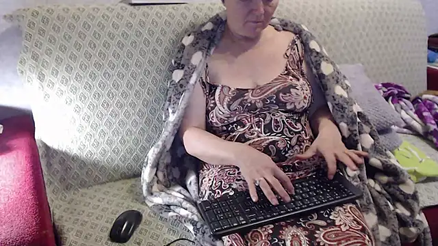 Snapshot of zarinafonliberman chatting on September 24, 2025, 3:29 pm zarinafonliberman online show from September 24, 2025, 3:29 pm