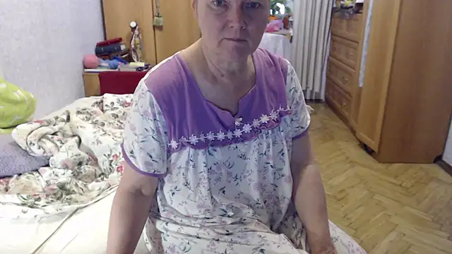Snapshot of zarinafonliberman chatting on October 4, 2025, 6:26 am zarinafonliberman online show from October 4, 2025, 6:26 am
