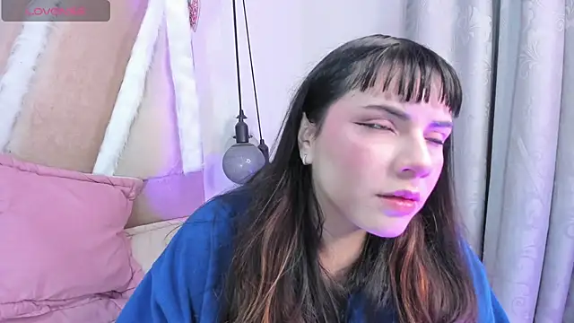 xhinata hyugax online show from January 13, 2026, 11:41 pm