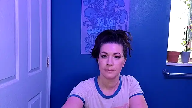 highly inappropriate online show from April 7, 2026, 1:18 am