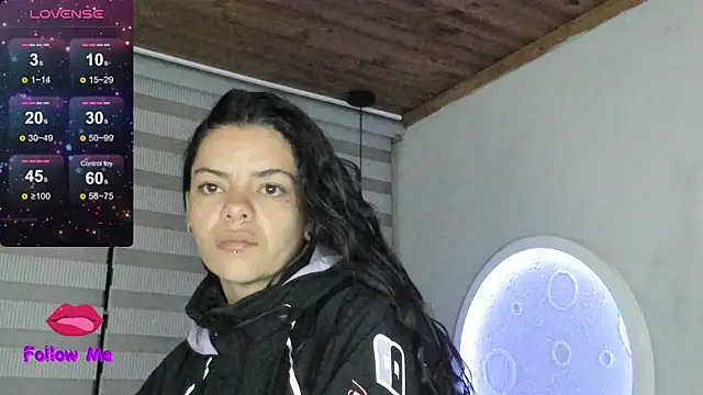 Snapshot of natasha_logan_ chatting on June 12, 2026, 4:32 am natasha logan online show from June 12, 2026, 4:32 am