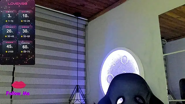 natasha logan  online show from July 28, 2026, 4:09 am