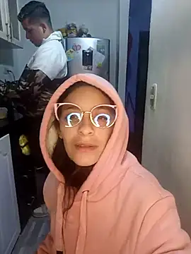 catire2323 online show from November 27, 2025, 3:07 am