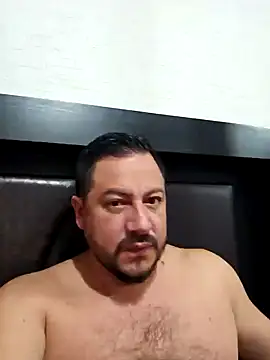 Snapshot of vale_mike chatting on January 10, 2025, 4:22 am vale mike online show from January 10, 2025, 4:22 am