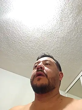 Snapshot of vale_mike chatting on March 16, 2025, 6:09 am vale mike online show from March 16, 2025, 6:09 am