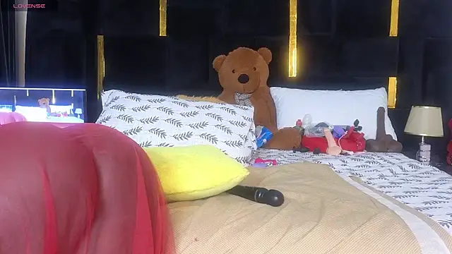 Sexy sharntel online show from October 15, 2025, 11:46 pm