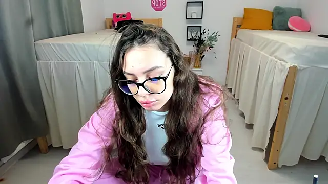 18perfecttits online show from September 20, 2025, 3:22 am