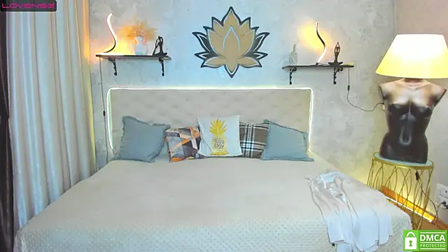 StripBianka online show from September 25, 2025, 6:30 am