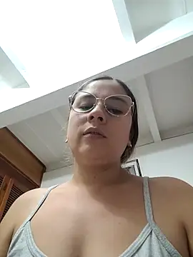 selena gomez2 online show from April 17, 2026, 1:41 am