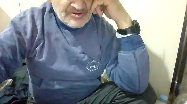 asira39 online show from March 19, 2025, 11:36 pm