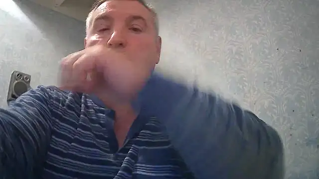 GYurmoka70 online show from October 4, 2025, 8:10 pm