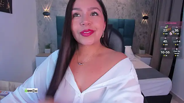 Catilica  sweetx online show from November 6, 2025, 9:08 pm