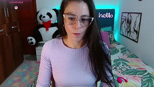 Snapshot of antonella_sweet33 chatting on January 16, 2026, 8:35 pm antonella sweet33 online show from January 16, 2026, 8:35 pm