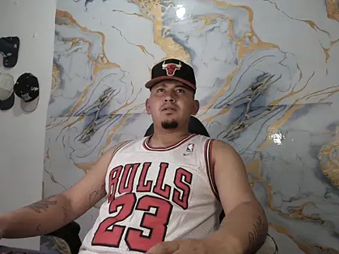 myke andrade online show from February 12, 2026, 5:29 am