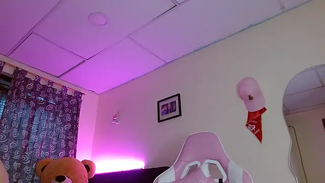 Dakota bumm online show from September 10, 2025, 10:53 pm