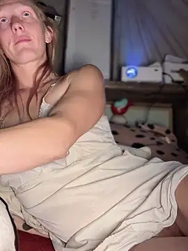 GoldenFlameGoddess online show from October 22, 2025, 1:49 am