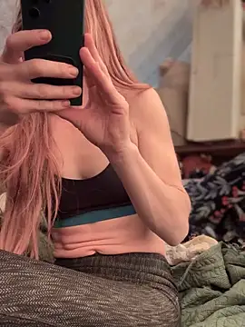 GoldenFlameGoddess online show from November 22, 2025, 5:56 pm