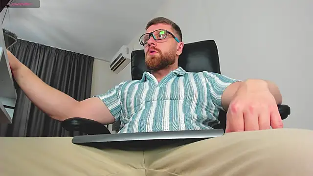 Findom guy online show from February 12, 2026, 1:00 pm