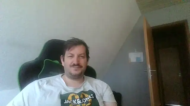 Golffahrer1982 online show from October 27, 2025, 11:33 am