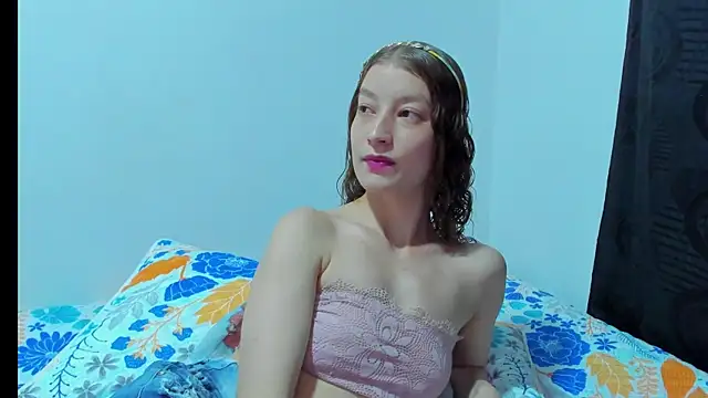 MiiaVolkova online show from April 8, 2026, 12:34 am