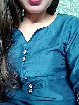 Snapshot of Noor_Darliing chatting on March 7, 2025, 9:48 pm Noor Darliing online show from March 7, 2025, 9:48 pm