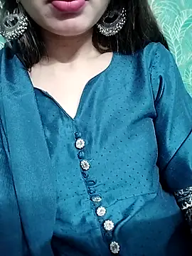 Snapshot of Noor_Darliing chatting on March 7, 2025, 6:43 pm Noor Darliing online show from March 7, 2025, 6:43 pm