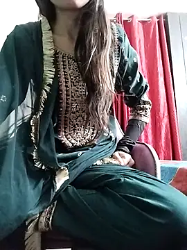 Snapshot of Noor_Darliing chatting on March 21, 2025, 9:34 pm Noor Darliing online show from March 21, 2025, 9:34 pm