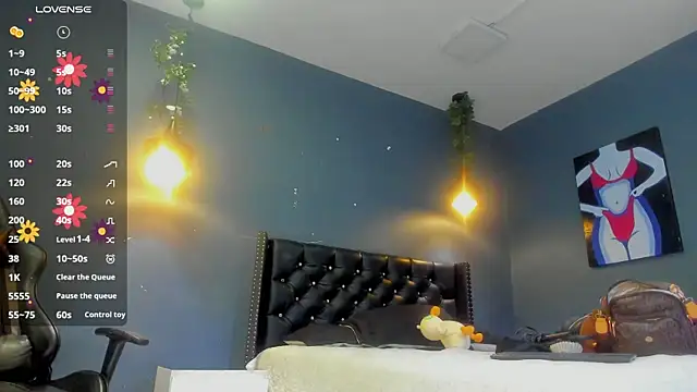 Sophiietaylor online show from November 24, 2025, 11:21 am