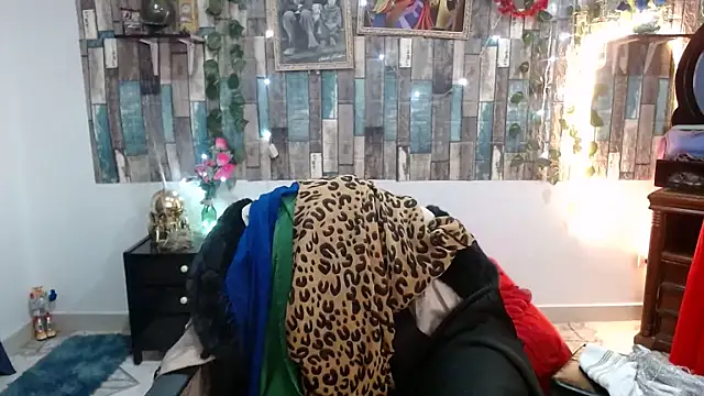 KarimaSarabe online show from February 11, 2026, 7:36 pm