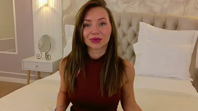 LilyRaisa online show from October 4, 2025, 8:38 am