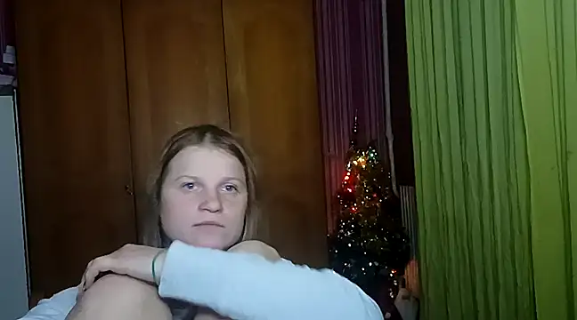 Snapshot of Kathlyn__Heath chatting on February 17, 2025, 11:00 pm Kathlyn Heath online show from February 17, 2025, 11:00 pm
