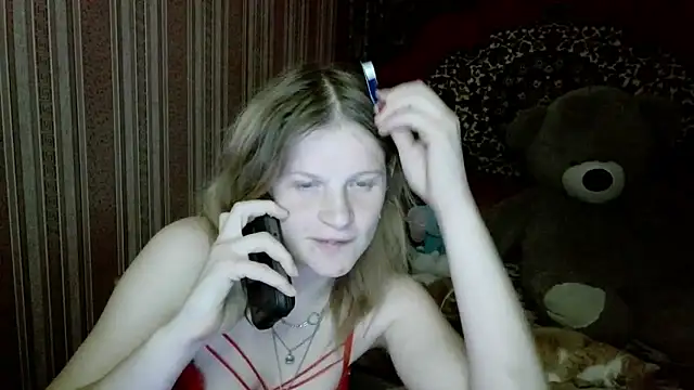 Snapshot of Kathlyn__Heath chatting on December 13, 2025, 8:04 pm Kathlyn Heath online show from December 13, 2025, 8:04 pm