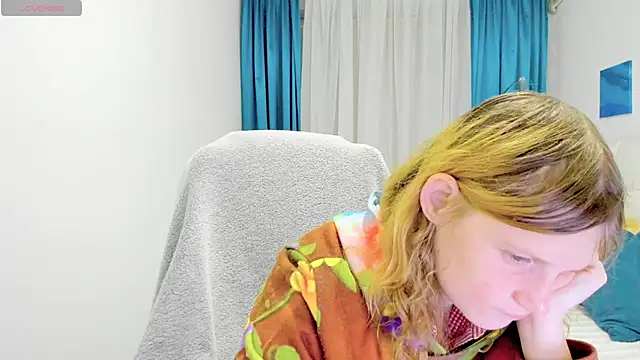 Snapshot of Kathlyn__Heath chatting on November 16, 2025, 8:24 pm Kathlyn Heath online show from November 16, 2025, 8:24 pm